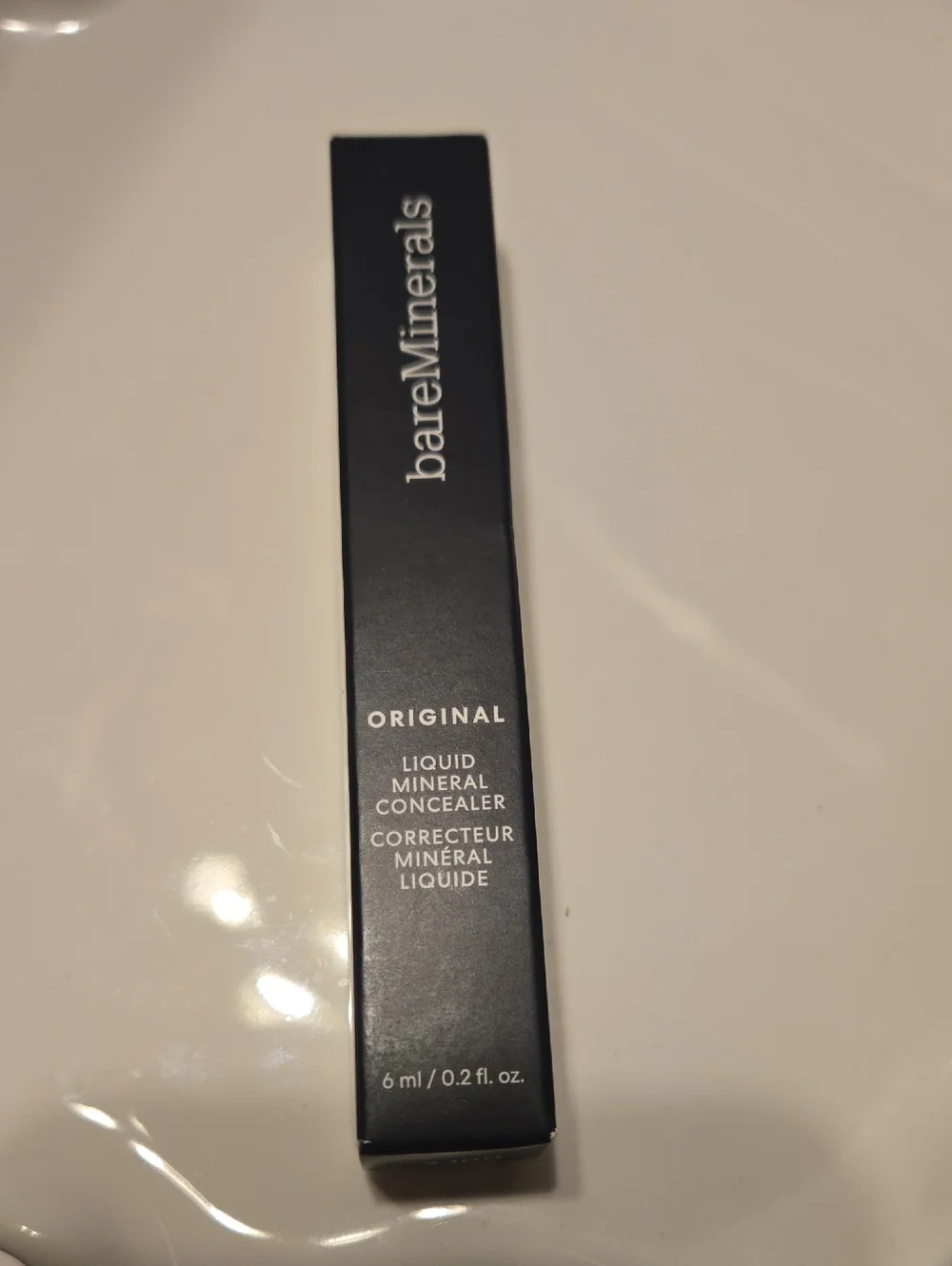 bareMinerals Liquid Mineral Concealer - Light/Med 2.5N